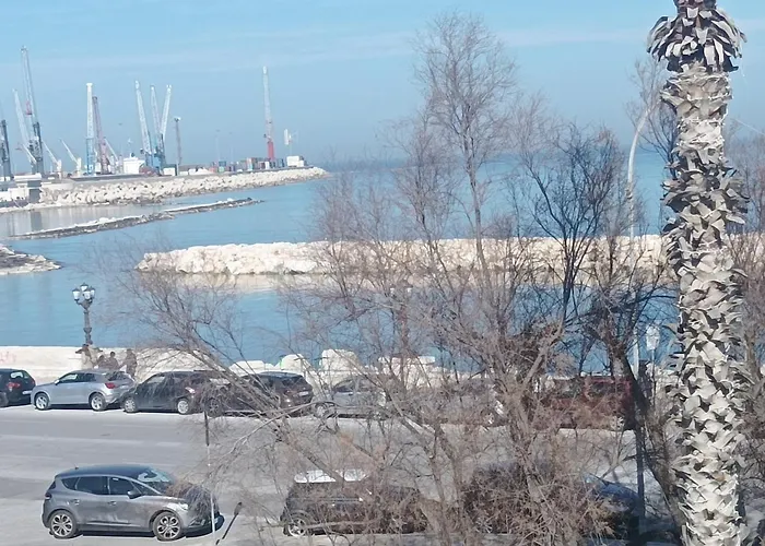 L' Altra Casa バーリ